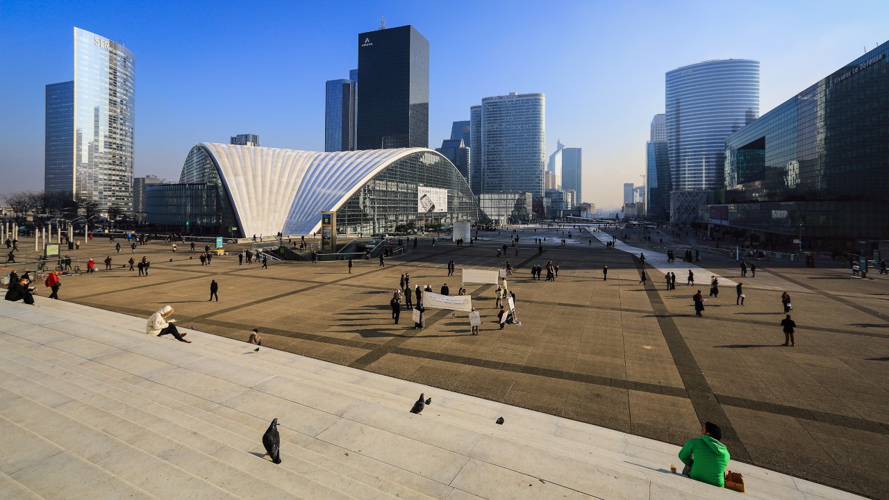 world_square-of-wealthy_242